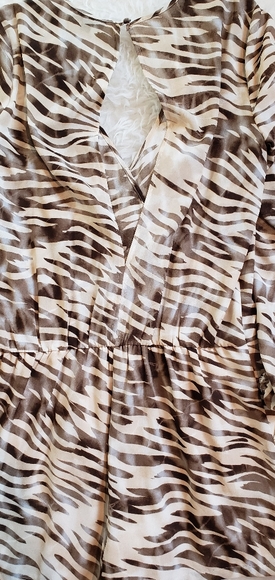 Romper - Picture 6 of 7